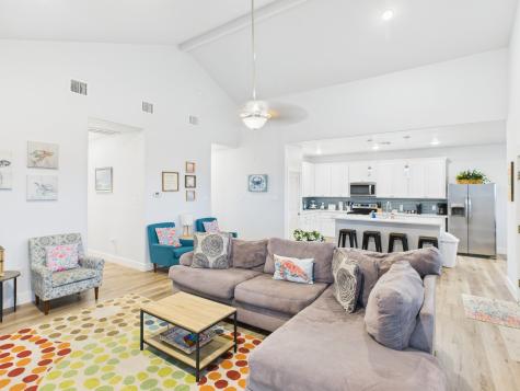 2403 S Bronte Street Rockport TX 78382