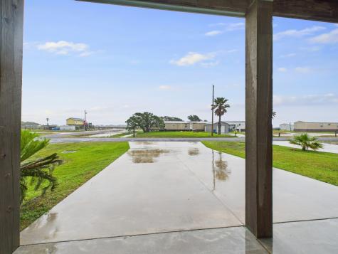 2403 S Bronte Street Rockport TX 78382
