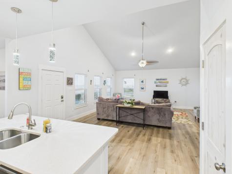 2403 S Bronte Street Rockport TX 78382