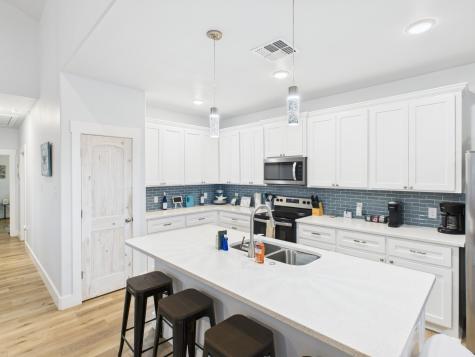 2403 S Bronte Street Rockport TX 78382