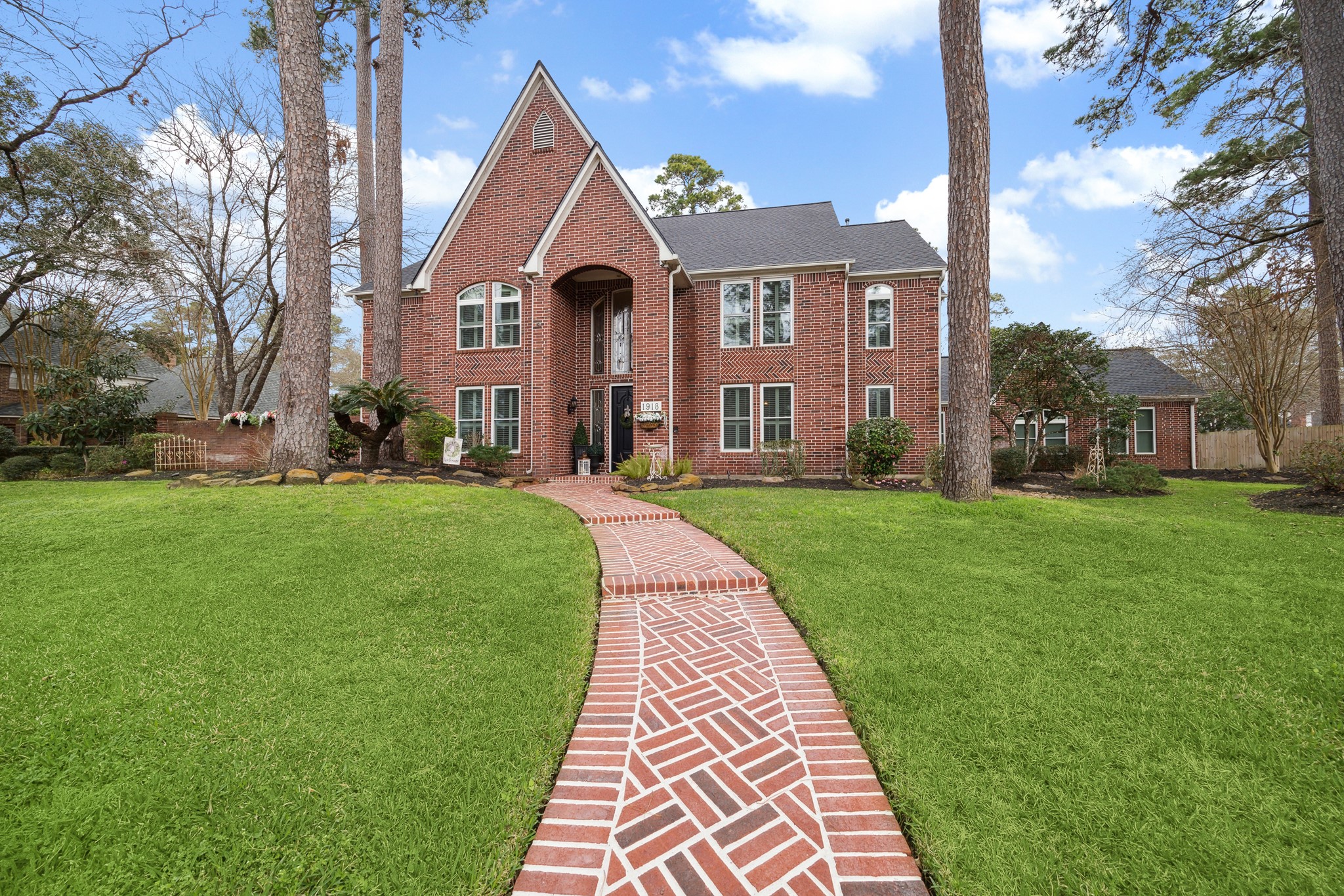 1918 Seven Maples Drive Kingwood TX 77345