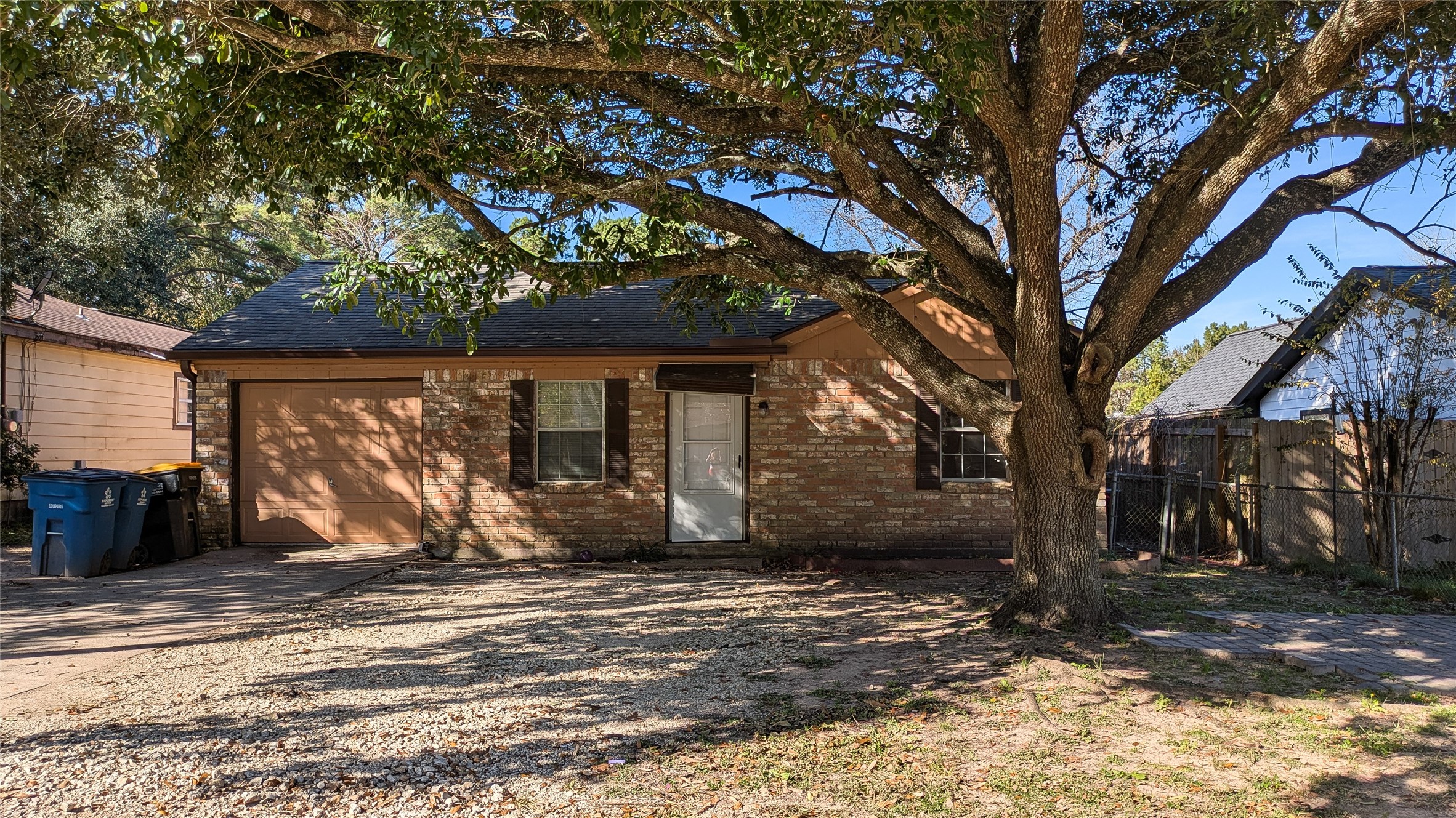 11823 Stonehedge Drive Conroe TX 77303