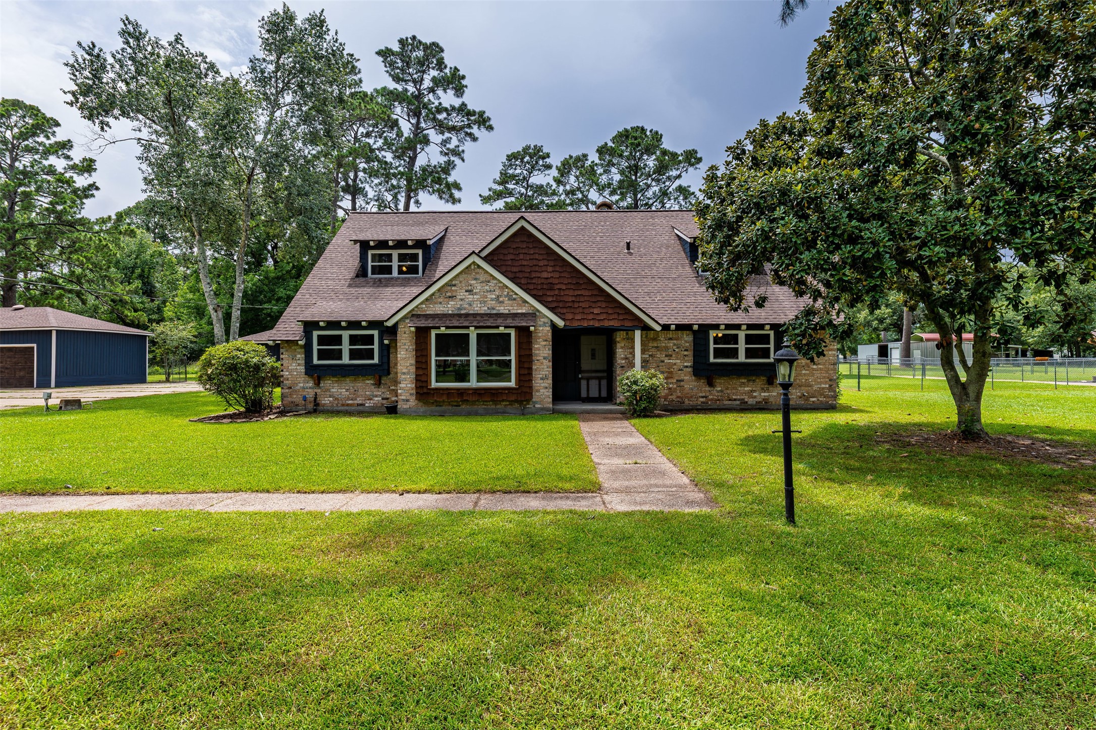 759 County Road 2267 Cleveland TX 77327