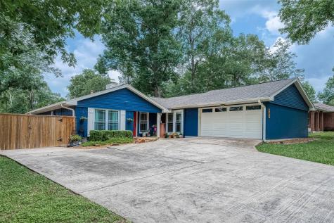 203 Wellwood Lane Conroe TX 77304