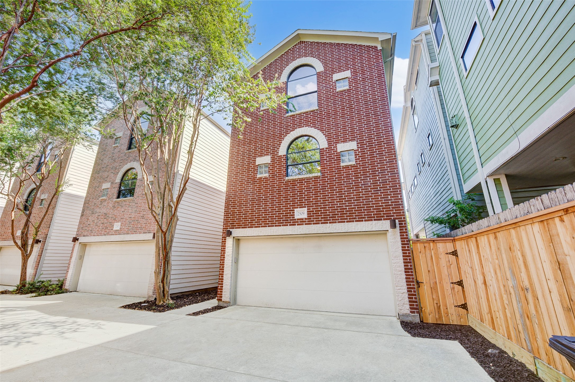 2509 Brinkman Street Houston TX 77008