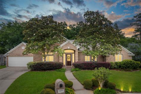 6606 Barrington Green Houston TX 77069