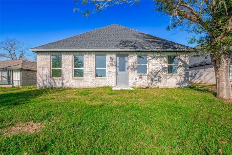 3639 Needville Avenue Needville TX 77461