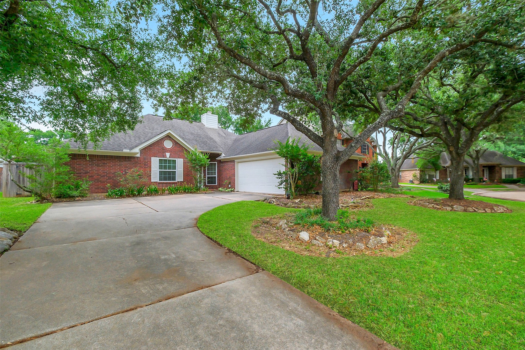 1406 Briarbend Drive Sugar Land TX 77479