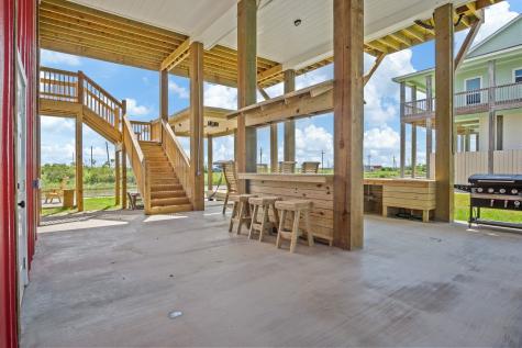 1103 Mabry Street Gilchrist TX 77617