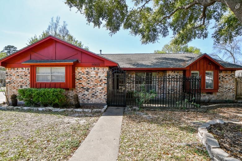 8903 Shady Arbor Court Houston TX 77040