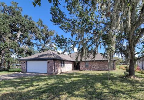 2257 Ridgewood Drive West Columbia TX 77486