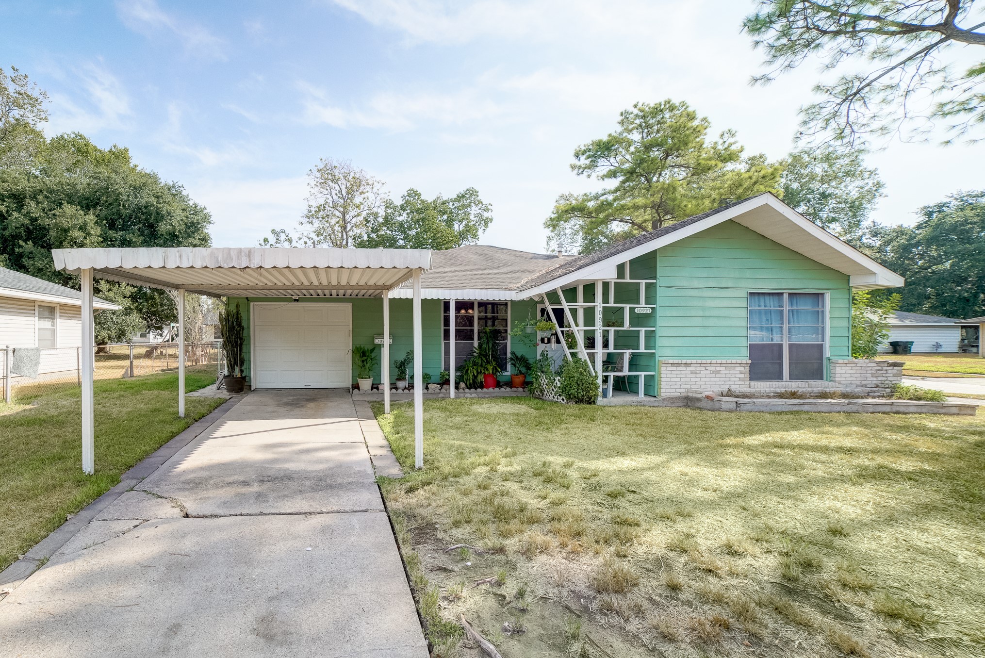 10921 Newton Street Houston TX 77075