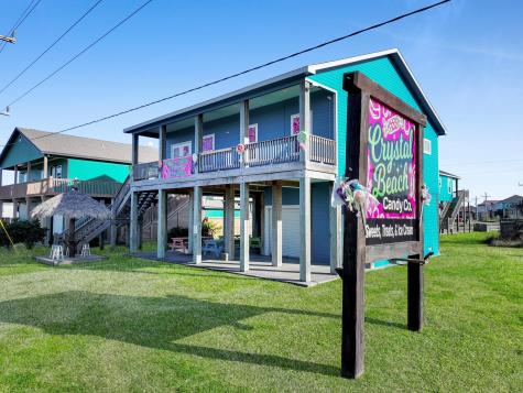 2570 Highway 87 Crystal Beach TX 77650