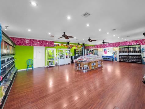 2570 Highway 87 Crystal Beach TX 77650
