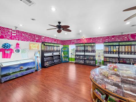2570 Highway 87 Crystal Beach TX 77650