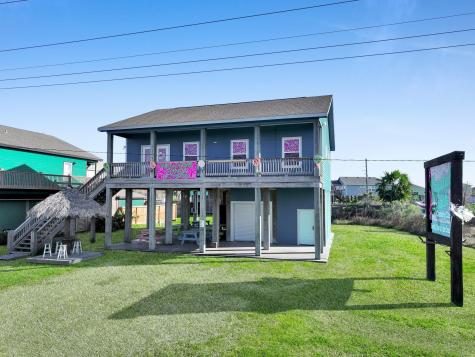 2570 Highway 87 Crystal Beach TX 77650