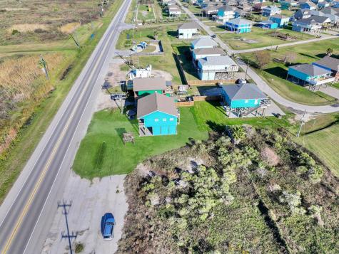 2570 Highway 87 Crystal Beach TX 77650