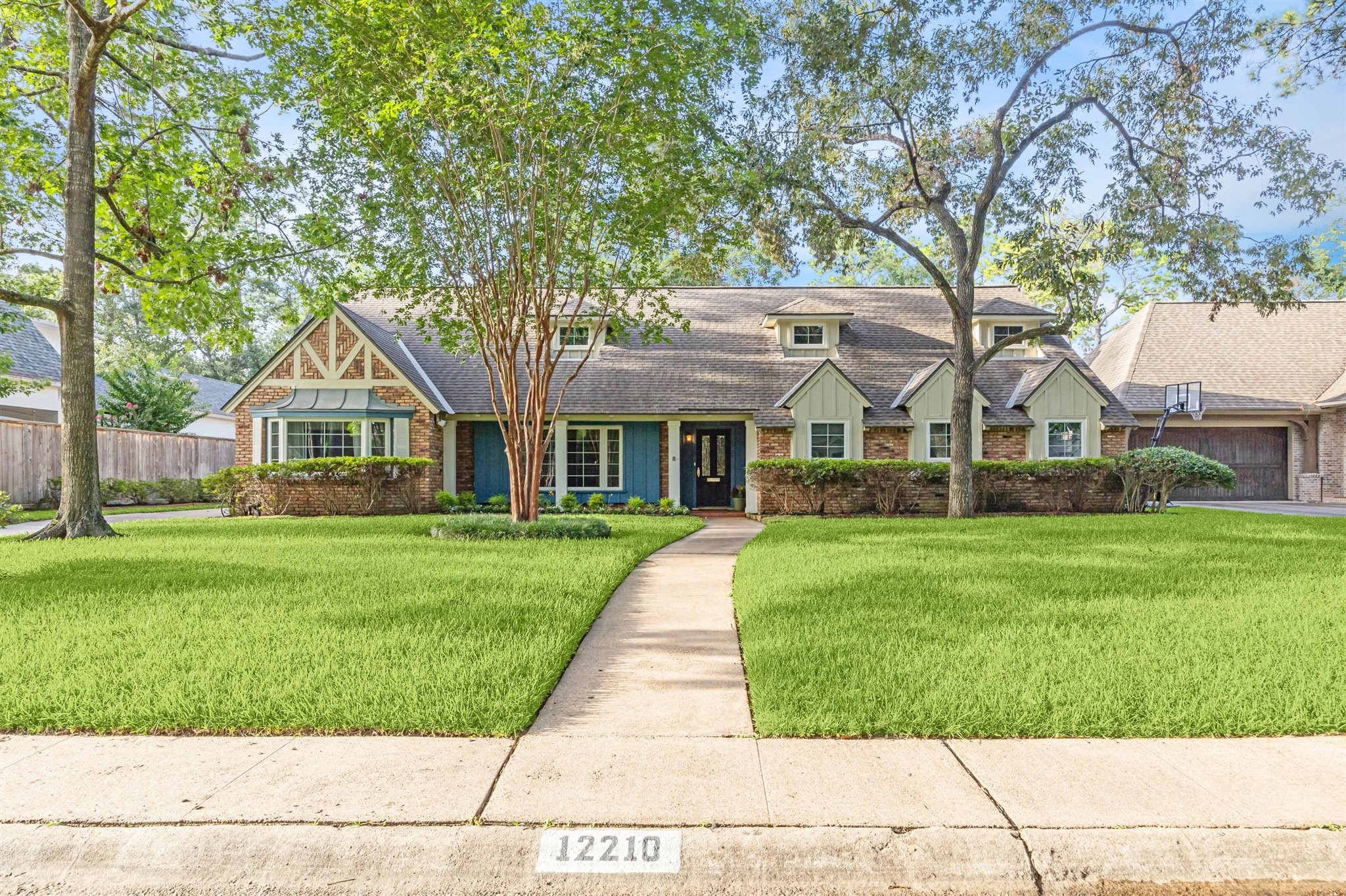12210 Broken Arrow Street Houston TX 77024