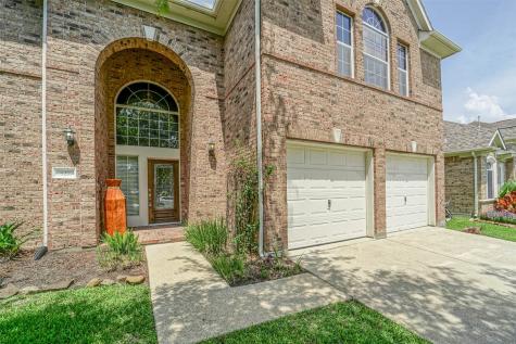 327 Holly Branch Lane Kemah TX 77565