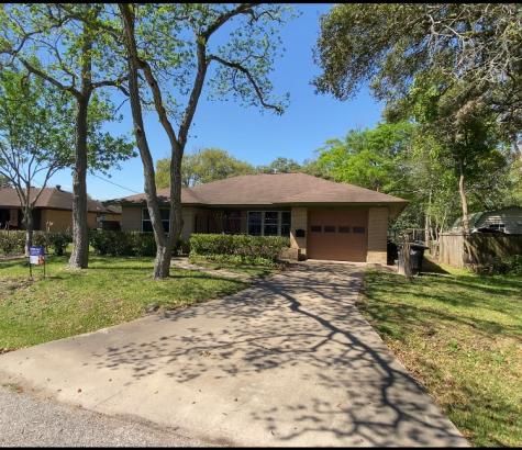 509 Pin Oak Street Alvin TX 77511