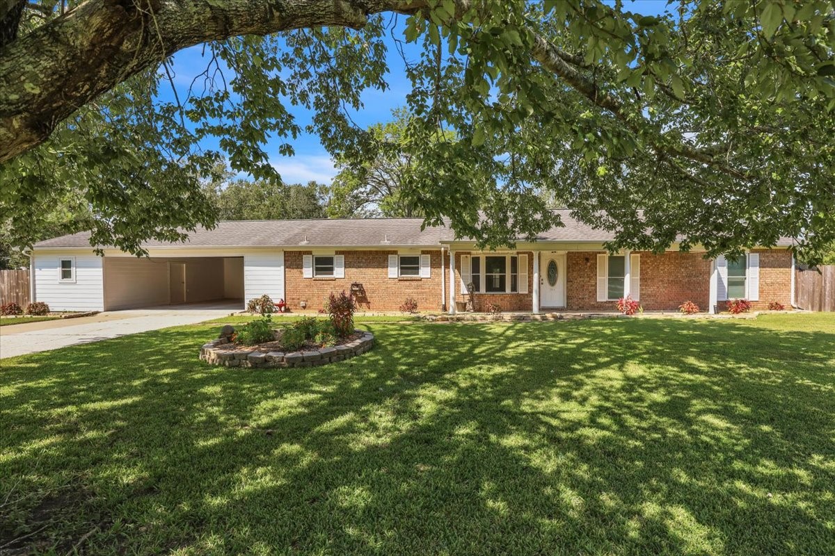 24 Dale Street Dayton TX 77535