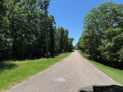 141 W Lakeside Drive Huntsville TX 77320