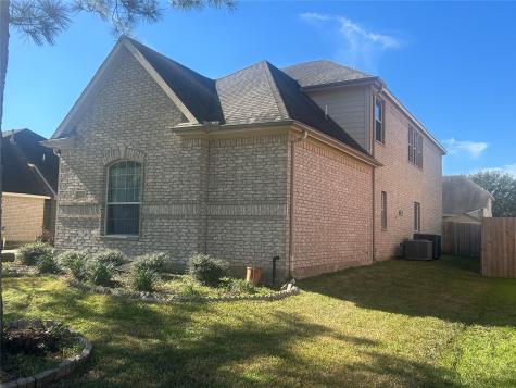 222 Elana Lane Stafford TX 77477