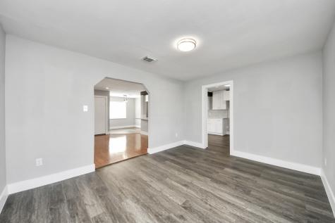 15423 Ridingwood Drive Houston TX 77489