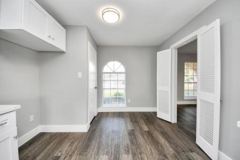 15423 Ridingwood Drive Houston TX 77489