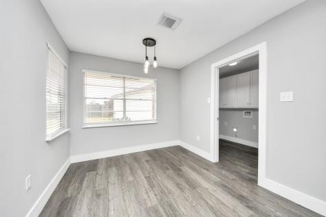 15423 Ridingwood Drive Houston TX 77489