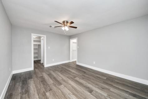 15423 Ridingwood Drive Houston TX 77489