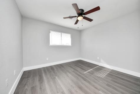 15423 Ridingwood Drive Houston TX 77489