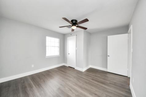 15423 Ridingwood Drive Houston TX 77489