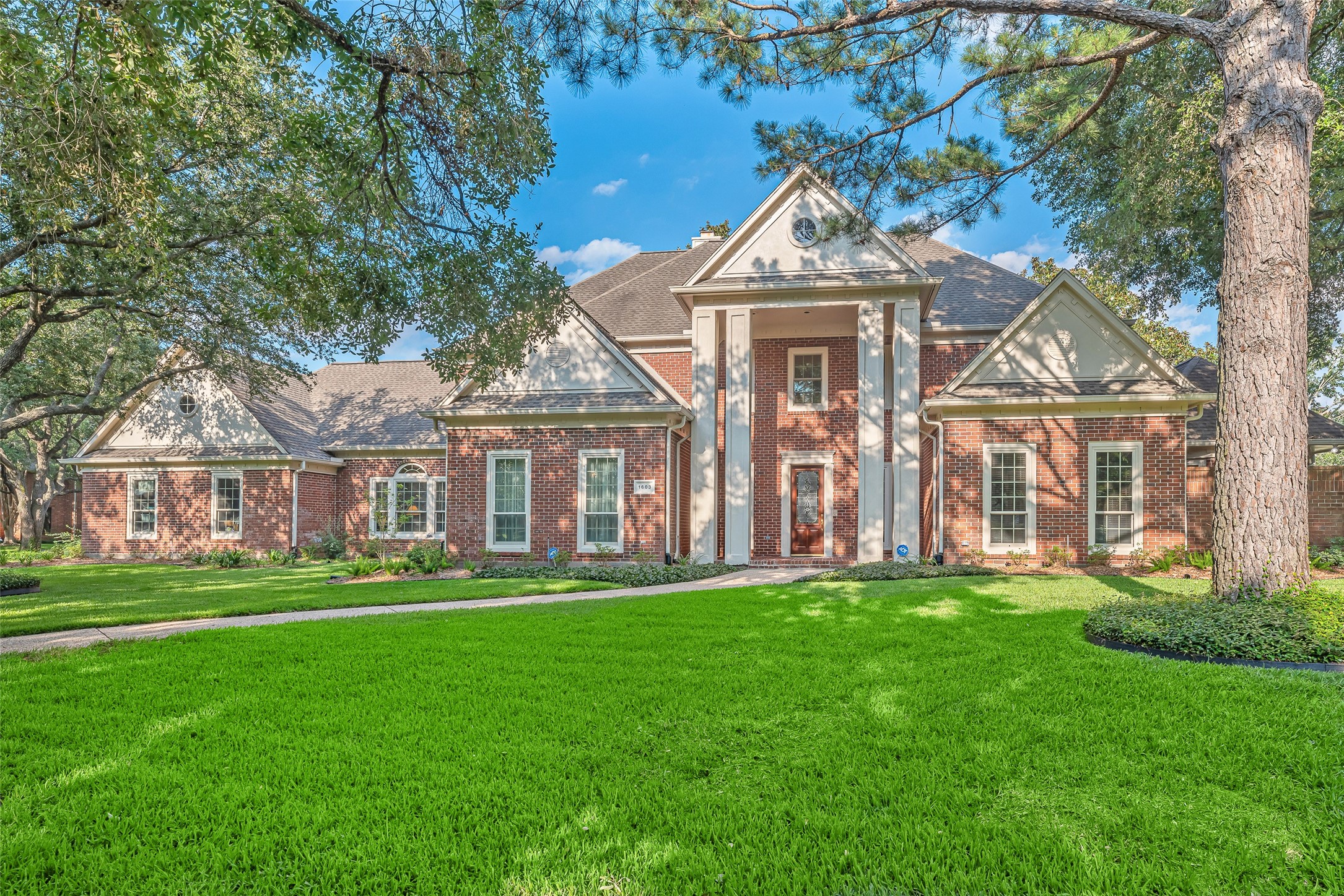 1603 Hampton Oaks Circle Houston TX 77094