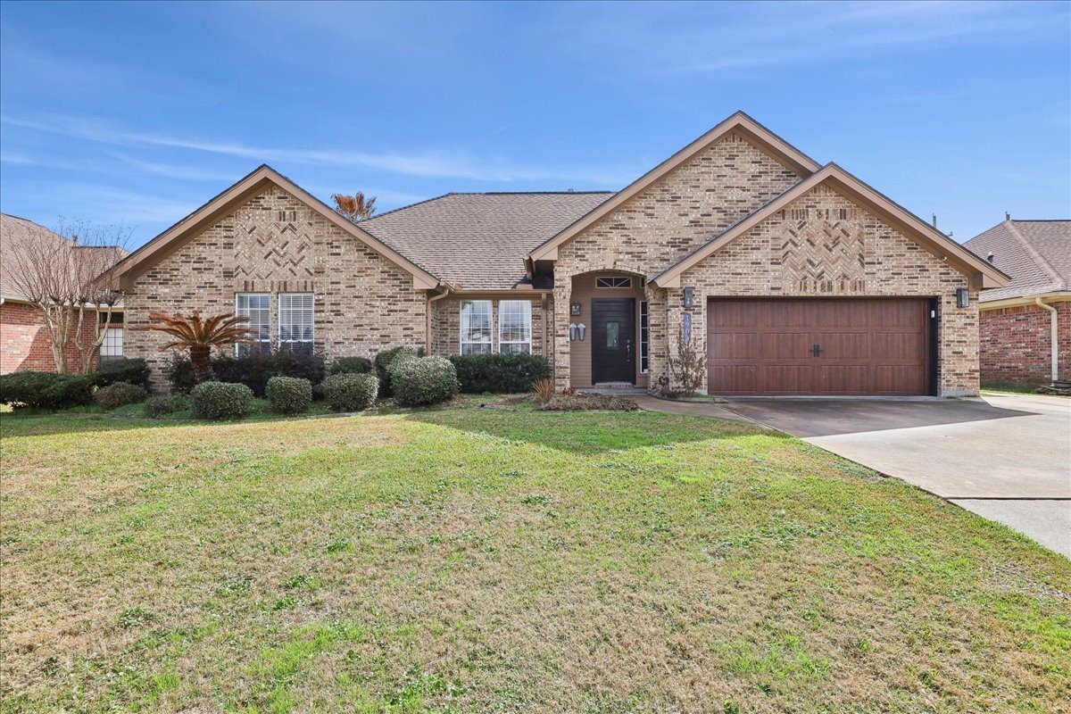 1903 Avenue N Nederland TX 77627