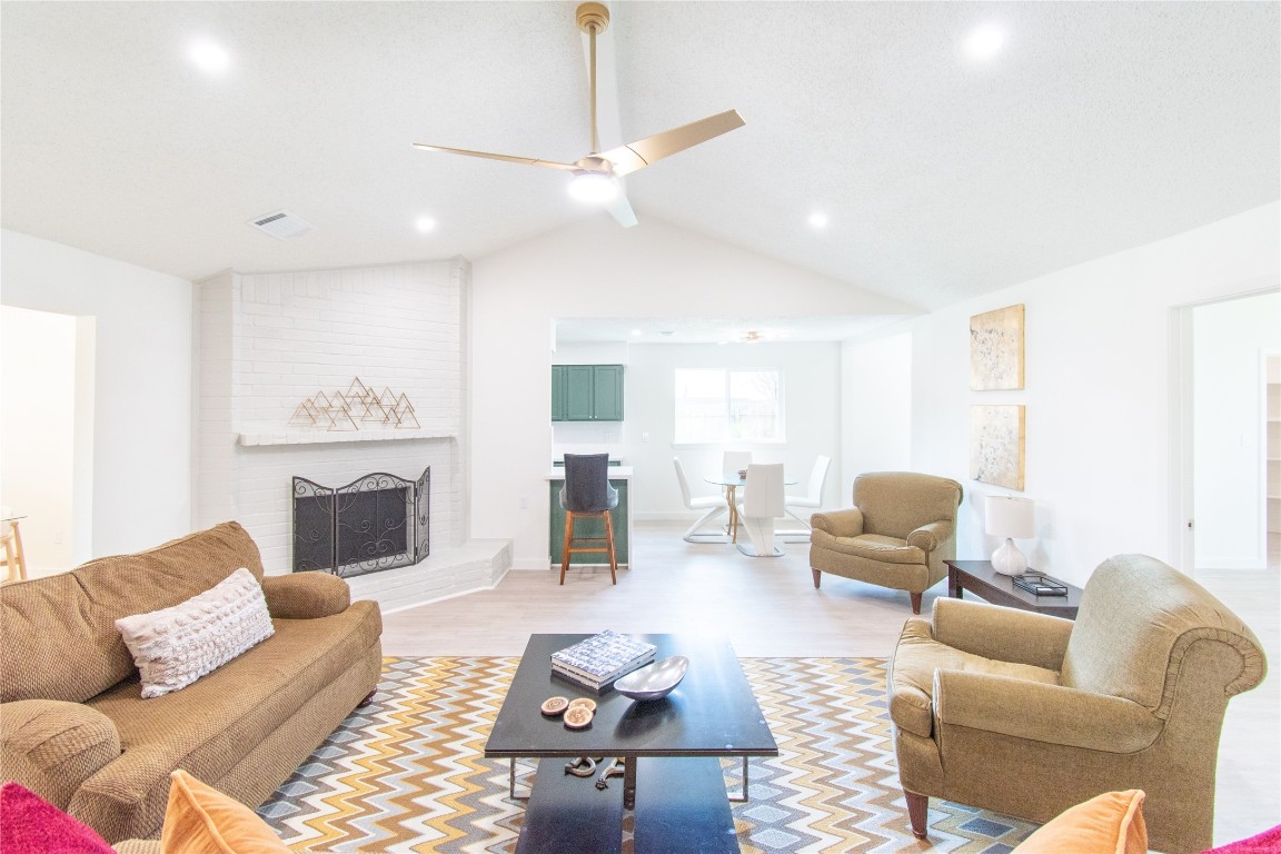 6302 Manx Street Houston TX 77083