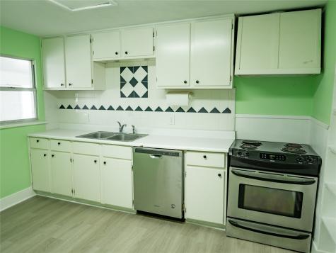 312 W Jefferson Avenue Port O Connor TX 77982