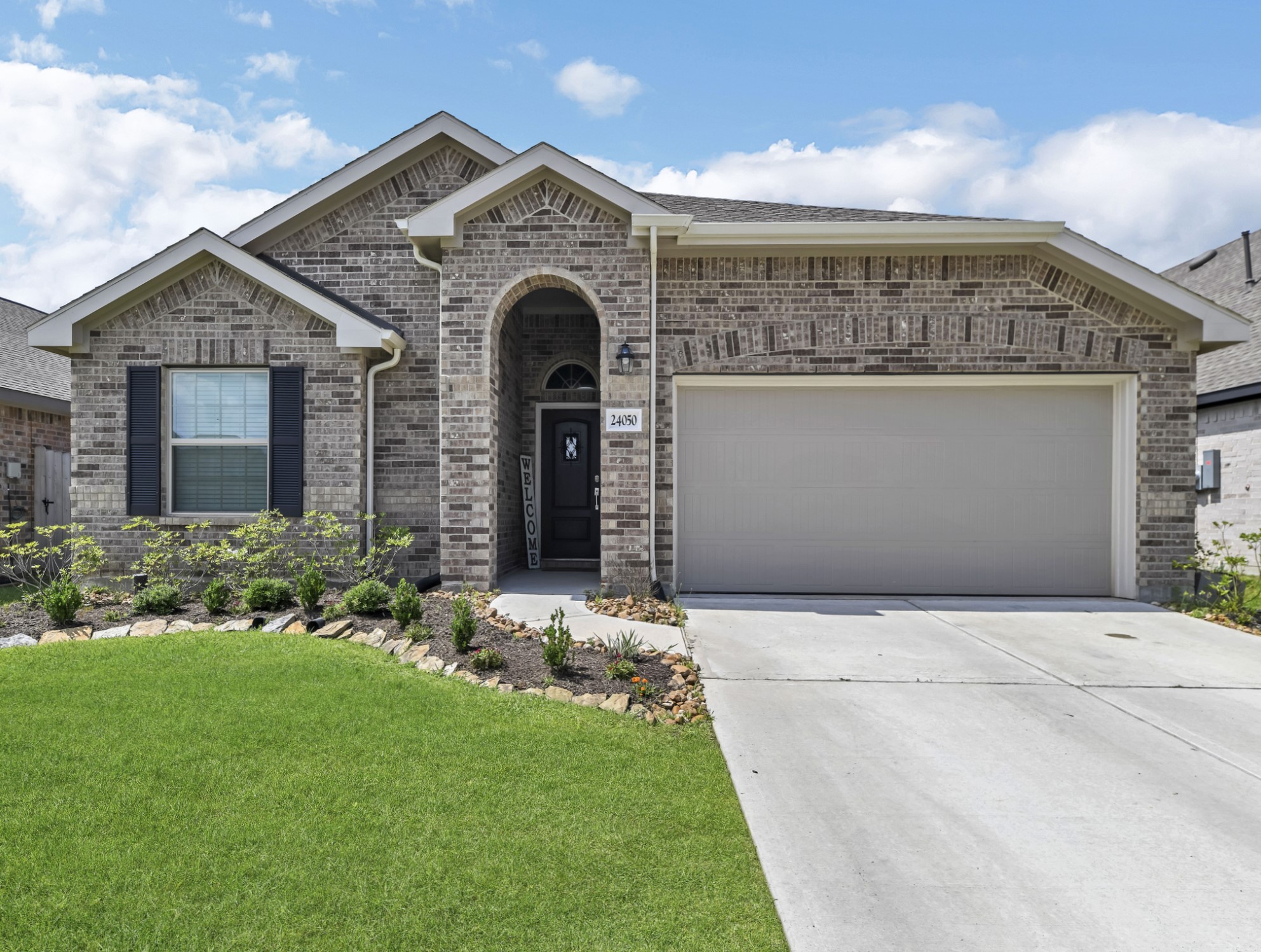 24050 Hawthorn Lakes Drive New Caney TX 77357