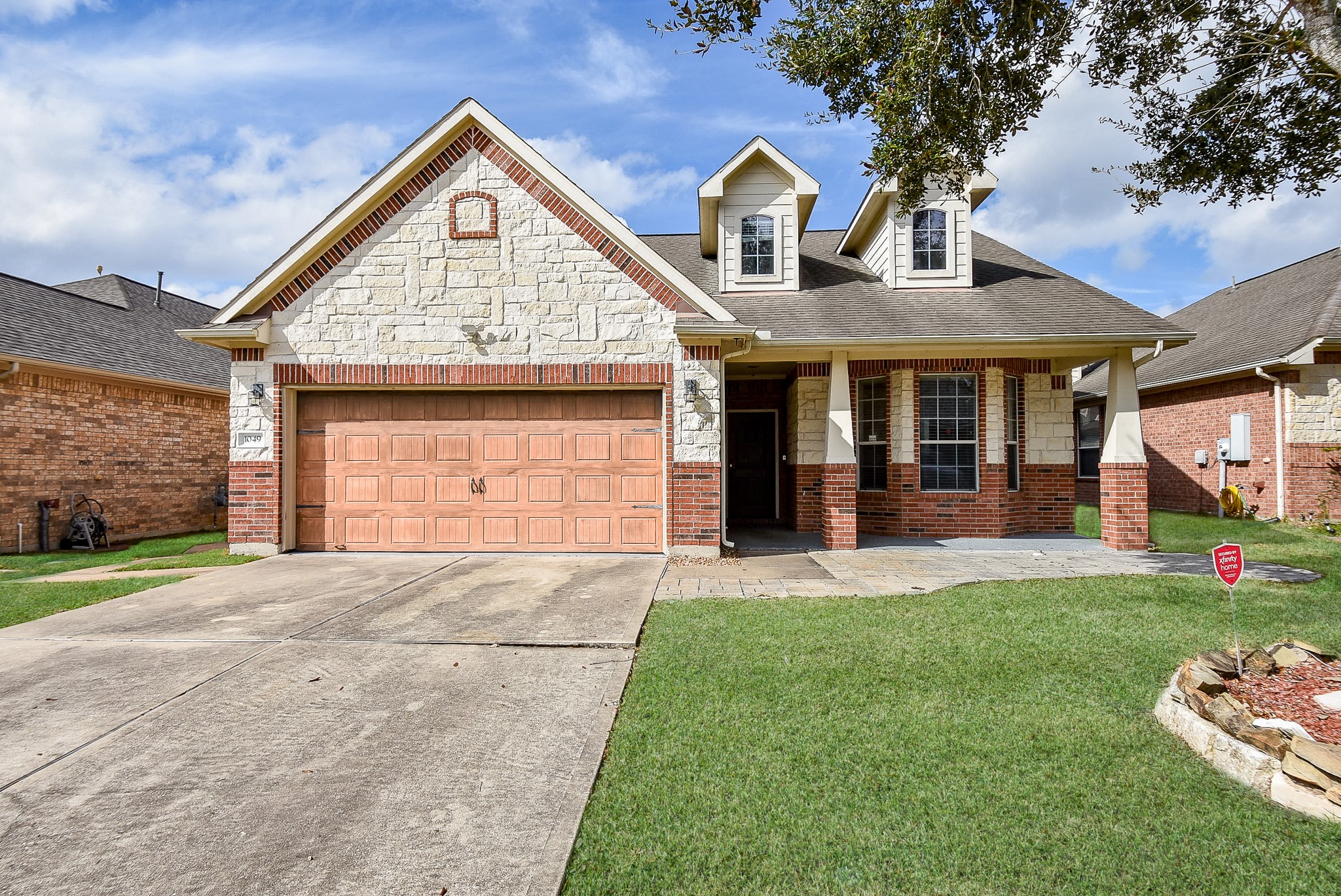 1049 Misty Cliff Dickinson TX 77539