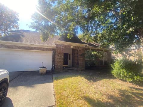 2106 Spyglass Drive League City TX 77573