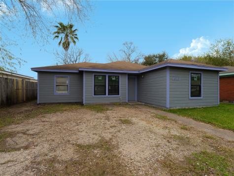 2818 4th Avenue N Texas City TX 77590
