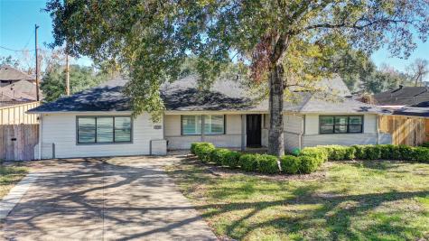 1712 Hollister Street Houston TX 77055