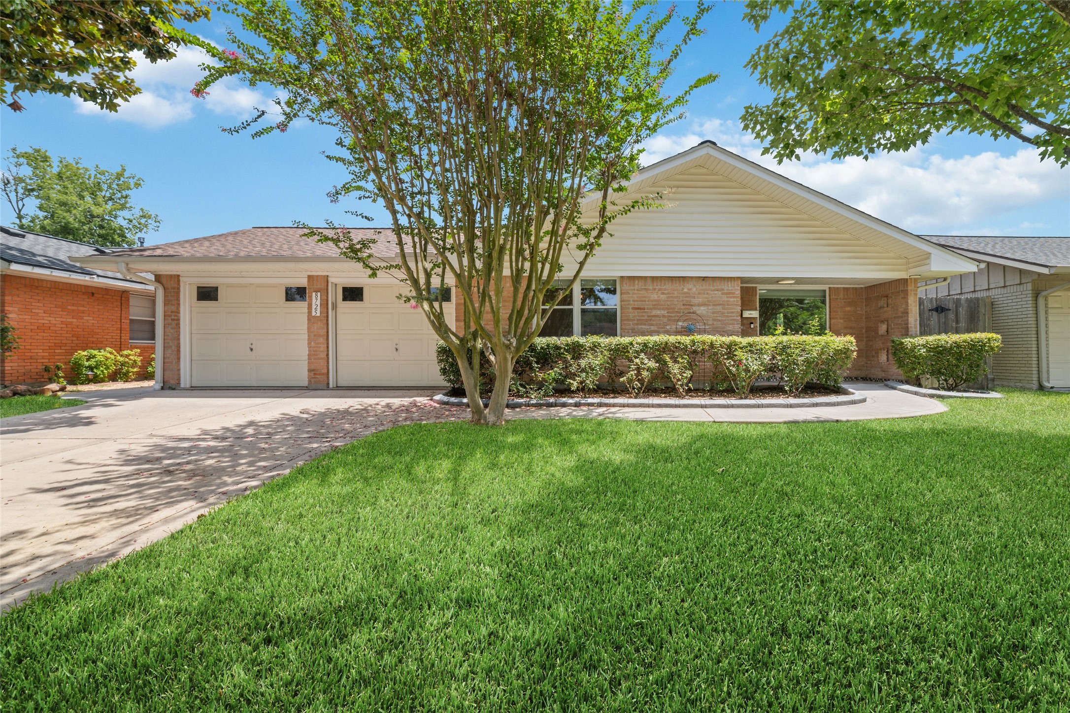 8725 Dunlap Street Houston TX 77074