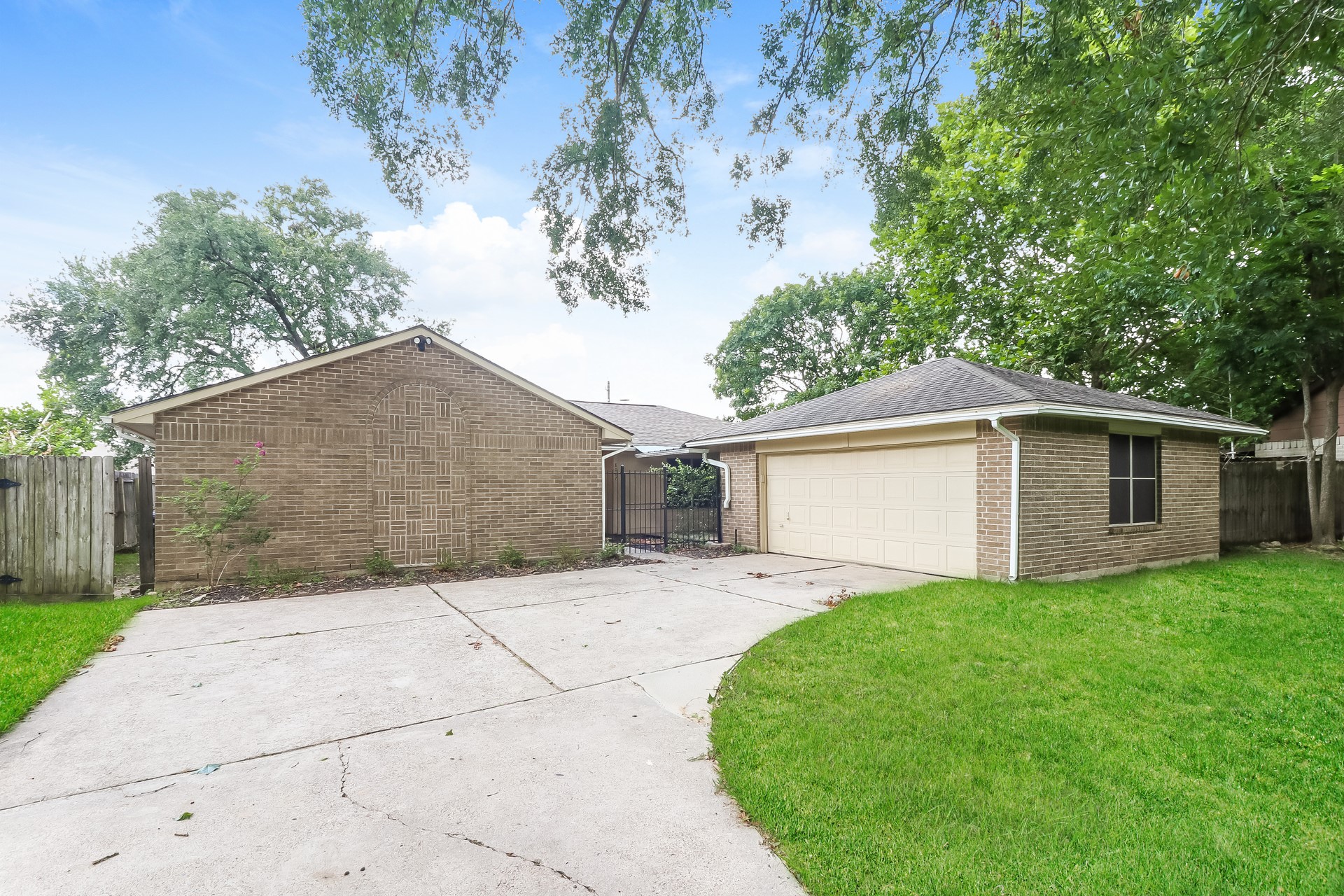 8007 Breda Drive Baytown TX 77521