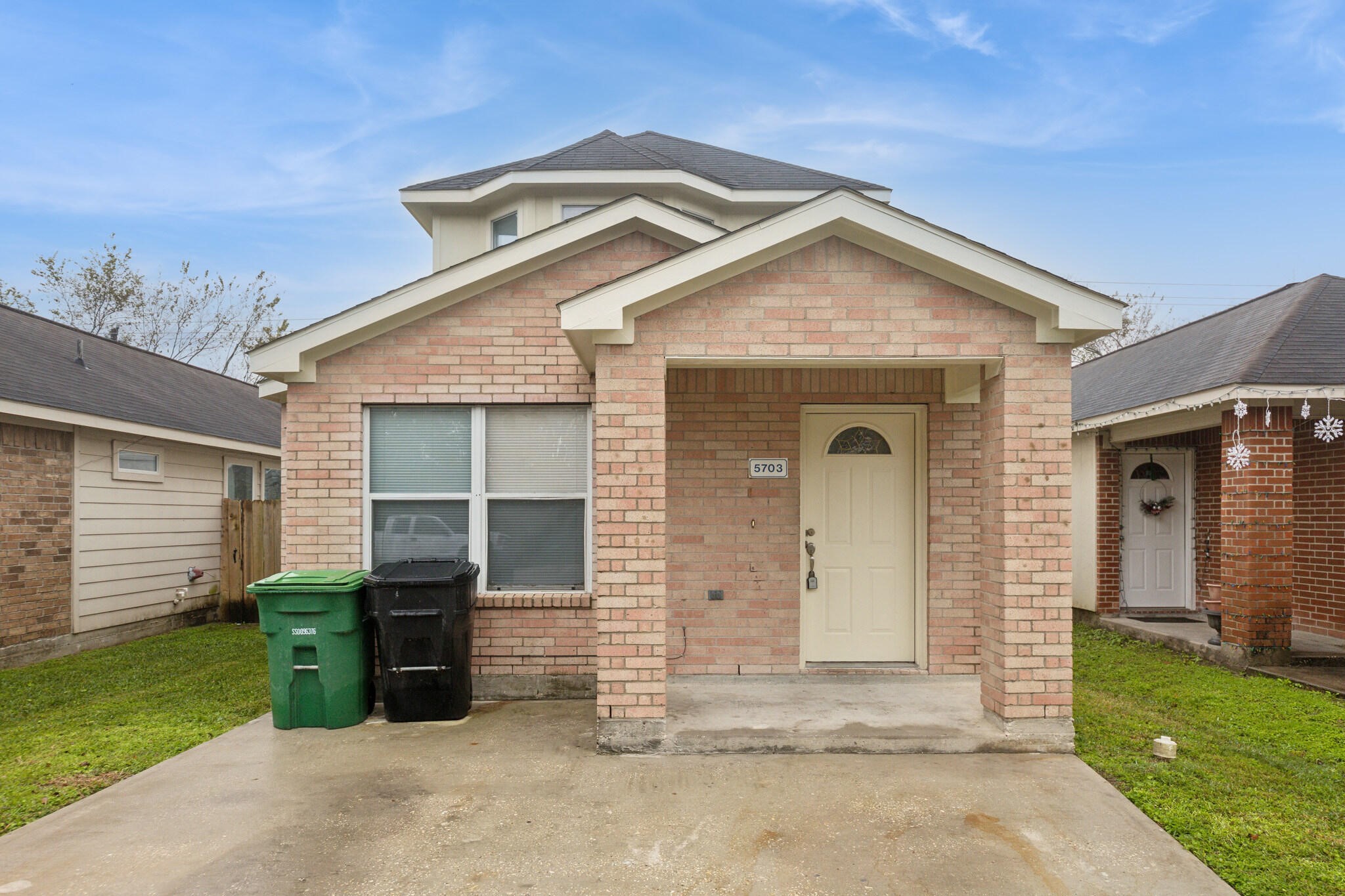 5703 Lotus Street Houston TX 77085