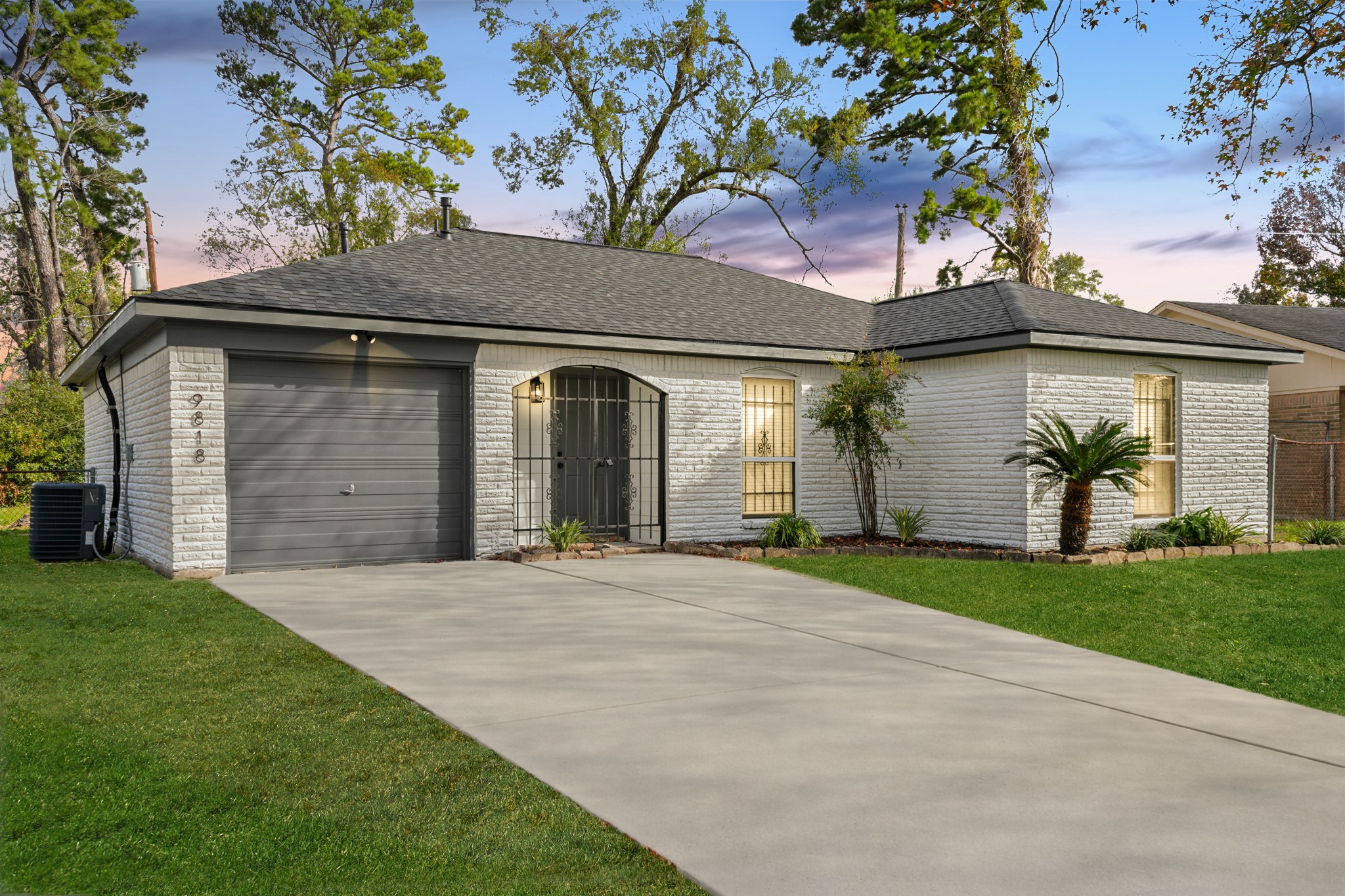 9818 Degas Lane Houston TX 77016