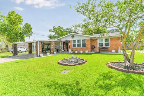 2440 9th Street N Texas City TX 77590