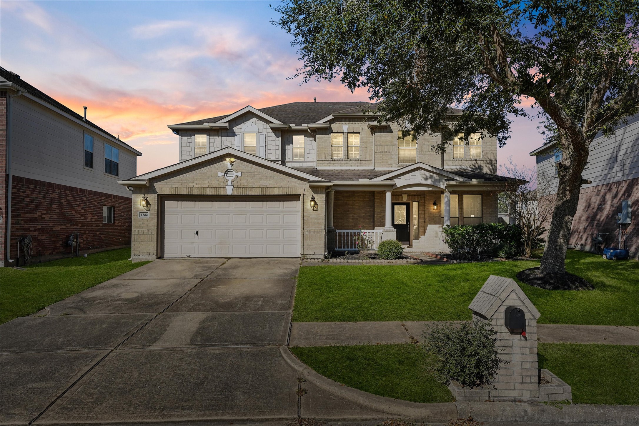 4722 Lunsford Hollow Lane Friendswood TX 77546