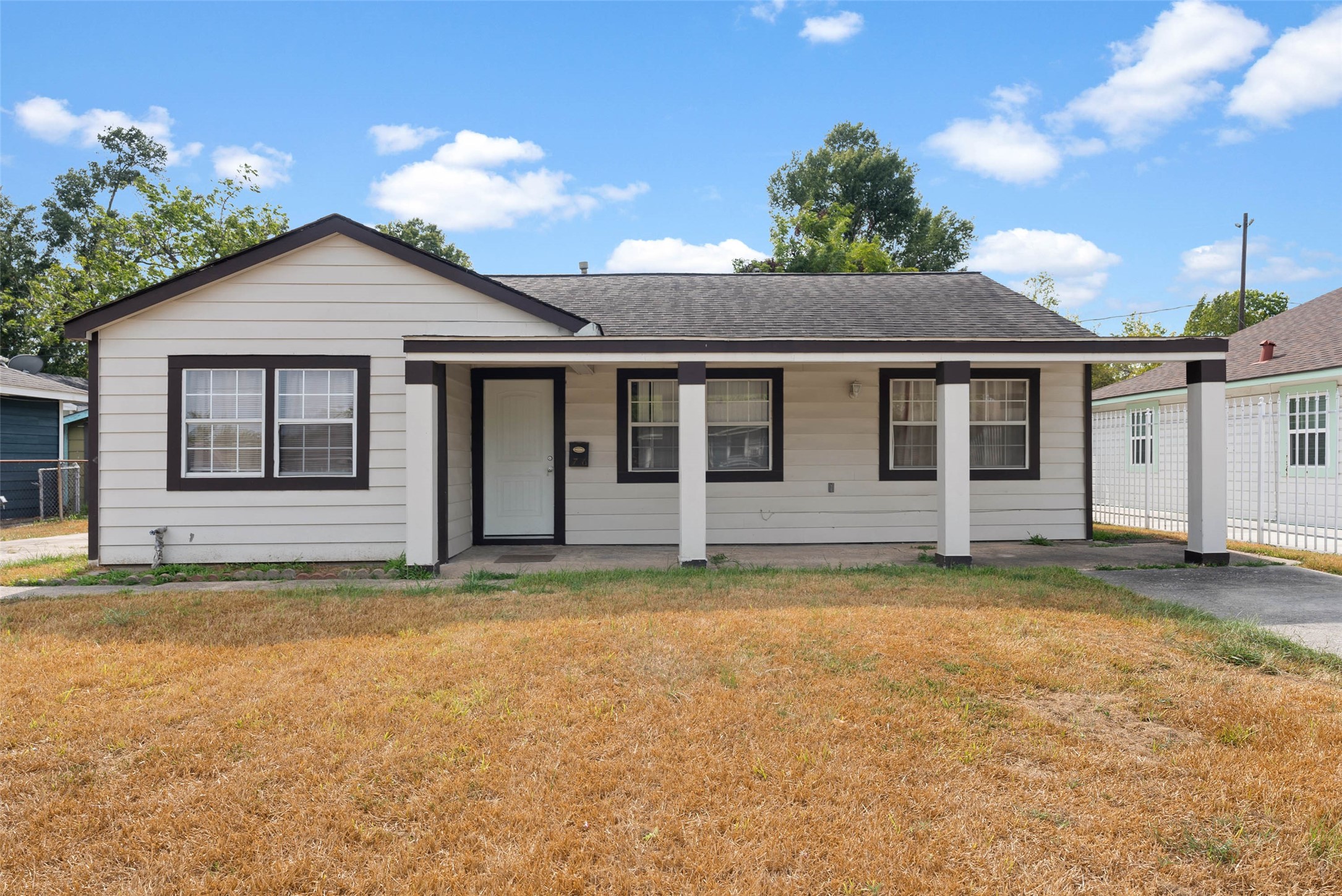 1726 Dunaway Street Houston TX 77015