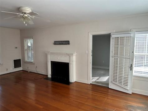 2038 Lexington Street Houston TX 77098